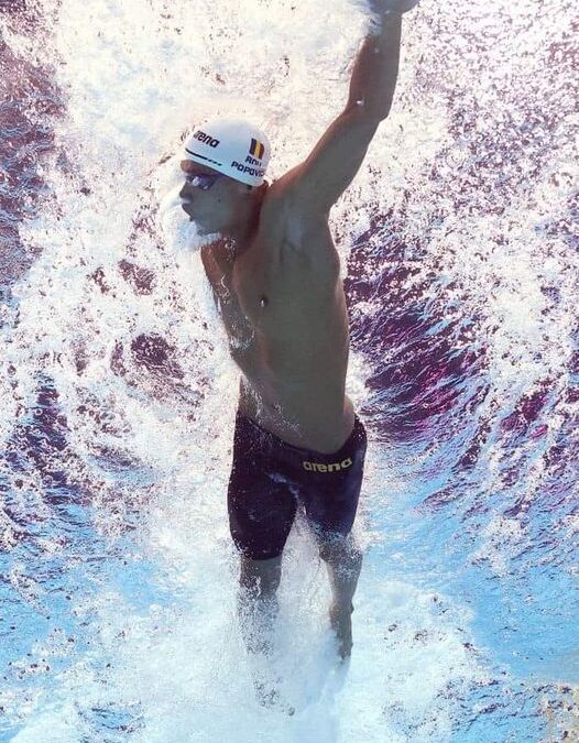 Campion din underground. Campion Mondial la două probe de înot. David Popovici.