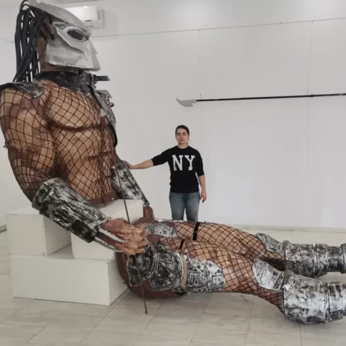Cristina Dinu. Expoziția de sculptură ”Legende în metal”. La Hunedoara